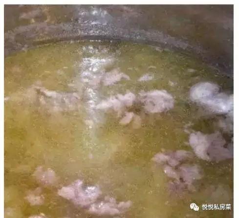 怎么看牛油底料好坏啊视频,牛油底料优劣鉴定指南
