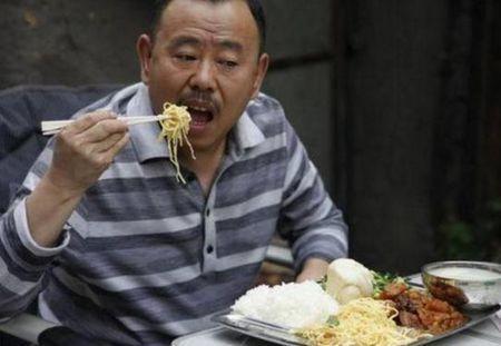 明星吃起饭的样子,揭秘明星吃饭的优雅与魅力