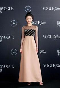 明星装视频,明星装视频魅力瞬间回顾