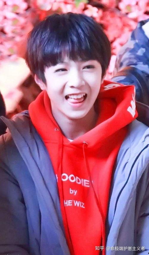 刘耀文自己爆料小丑视频,揭秘明星幕后趣事