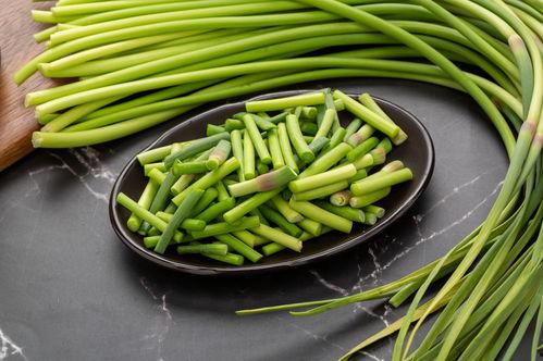 大蒜苗今日头条最新,揭秘大蒜苗种植新趋势与市场前景