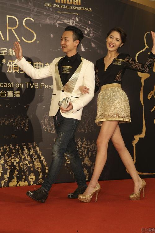 女明星抖胸瞬间,女明星抖胸画面引发热议